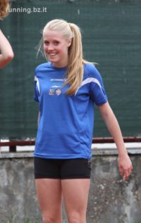 Mannschaftsmeisterschaften der weiblichen Jugend B in Bozen. Patrizia Mayr erzielt Vereinsrekord im Speerwerfen