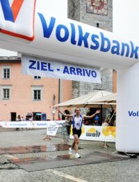 Der ASV Sterzing Volksbank stellt mit Markus Ploner und Lara Vorhauser die Sieger beim 29. Sterzinger Stadtlauf